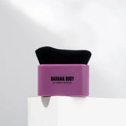 Side view of the BAHAMA BODY Kabuki Brush with ergonomic handle
