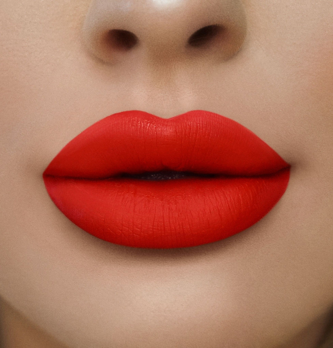BPerfect Cosmetics - Supreme Velvet Liquid Lips - She Means Business (LMD)