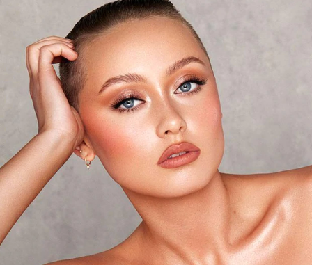 KASH Beauty - Highlight Sculpt Stick- Angel Energy