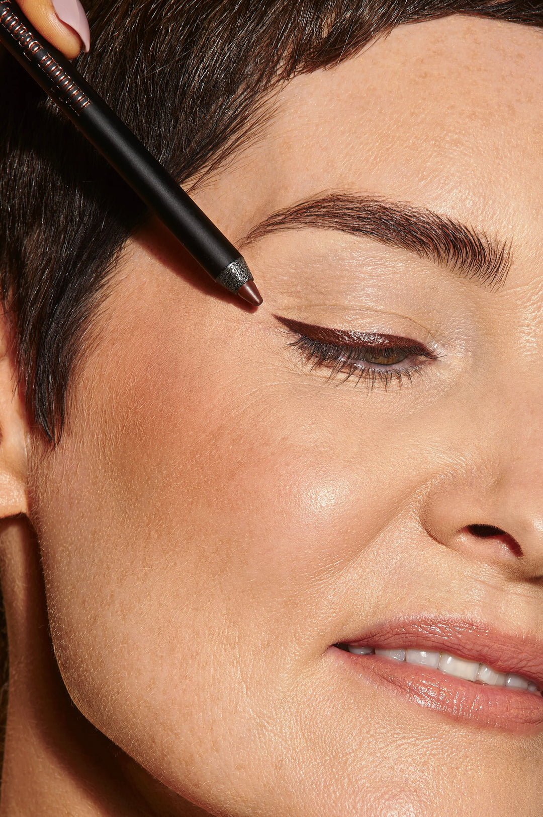 Hildun Beauty - Silk to Set Kajal Liner